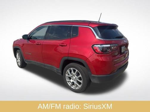 2024 Jeep Compass Latitude Lux