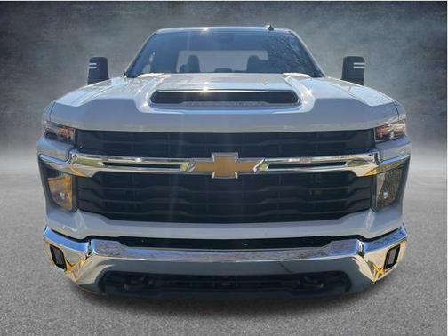 Summit White 2025 Chevrolet Silverado 2500 LT