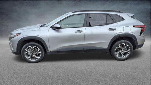 Sterling Gray Metallic 2024 Chevrolet Trax LT