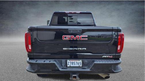 Onyx Black 2022 GMC Sierra 2500 AT4