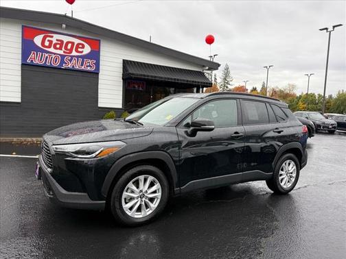 2025 Toyota Corolla Cross LE