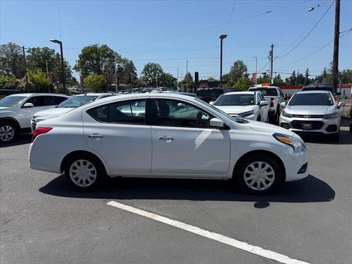 2019 Nissan Versa 1.6 SV