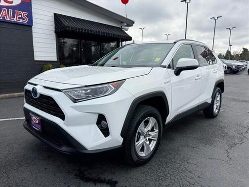 2021 Toyota RAV4 Hybrid XLE