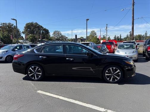 2017 Nissan Altima 2.5 SR