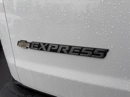 2019 Chevrolet Express 2500 LS