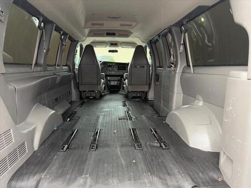 2019 Chevrolet Express 2500 LS