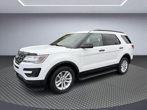 2017 Ford Explorer Base