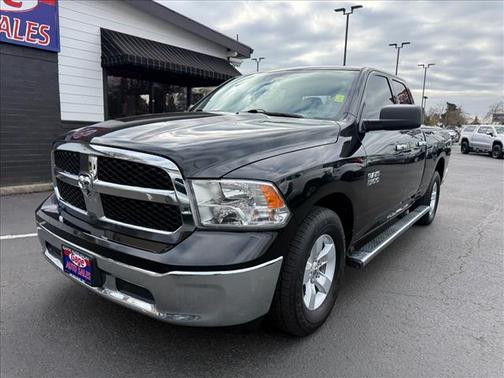 2017 RAM 1500 SLT