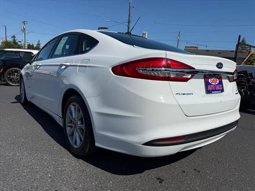 2017 Ford Fusion Hybrid SE