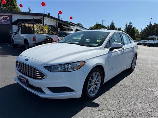 2017 Ford Fusion Hybrid SE