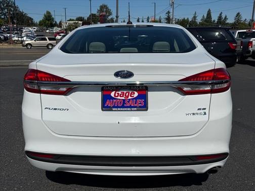 2017 Ford Fusion Hybrid SE