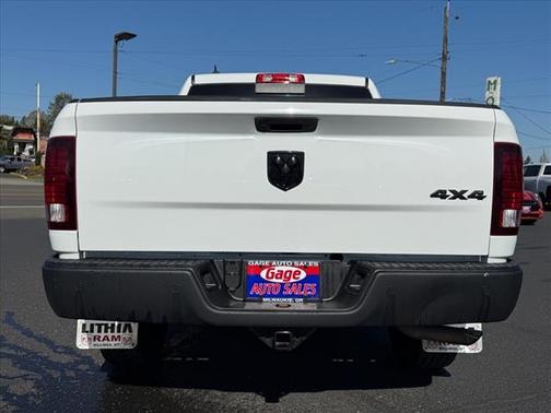2019 RAM 1500 Classic Warlock Crew Cab 4x4 5'7' Box