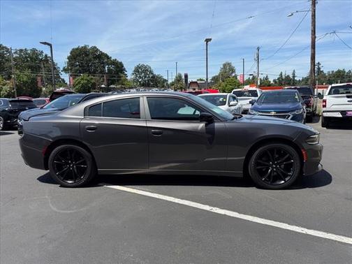 2018 Dodge Charger SXT