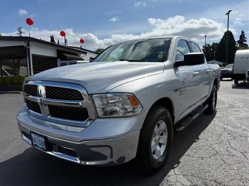 2019 RAM 1500 SLT