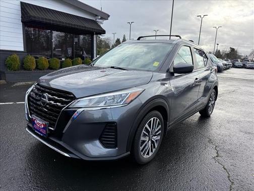 2021 Nissan Kicks SV