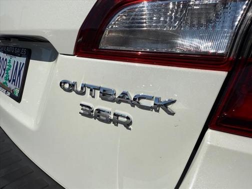 2016 Subaru Outback 3.6R Limited