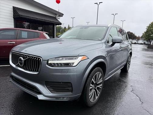 2020 Volvo XC90 T5 Momentum