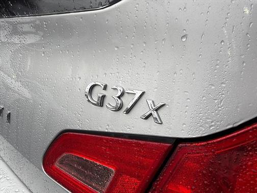 2013 INFINITI G37x Base