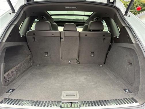 2017 Porsche Cayenne Platinum Edition