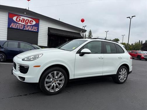 2017 Porsche Cayenne Platinum Edition