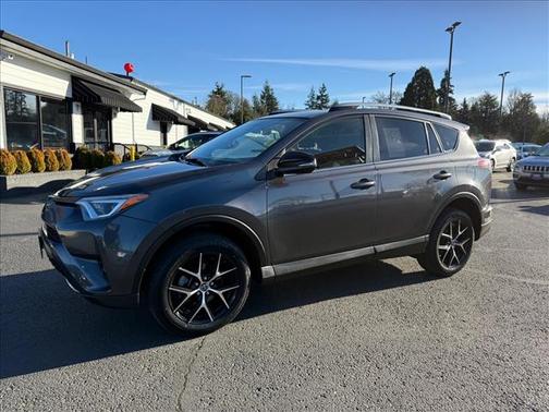 2018 Toyota RAV4 SE