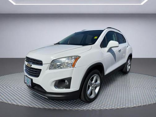 Summit White 2015 Chevrolet Trax LTZ