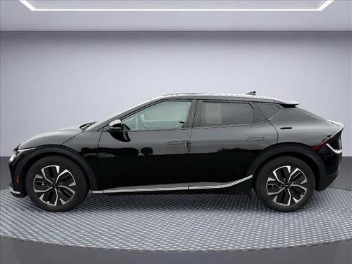 Aurora Black Pearl 2024 Kia EV6 Light Long Range