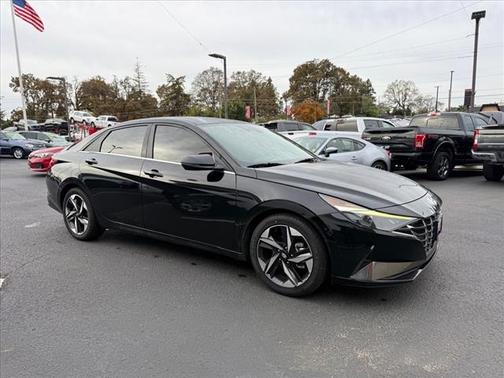 2021 Hyundai ELANTRA SEL