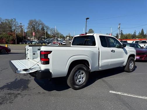 2023 Nissan Frontier S