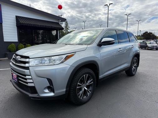 2019 Toyota Highlander LE Plus