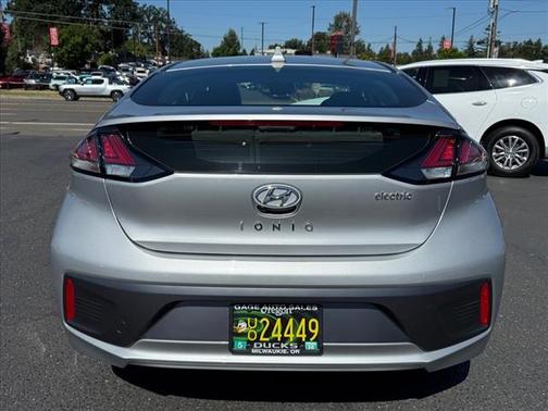 2020 Hyundai IONIQ EV SE