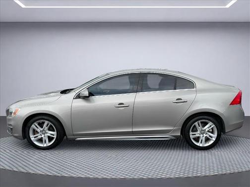 2015 Volvo S60 T5 Platinum