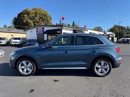 2018 Audi Q5 2.0T Premium Plus