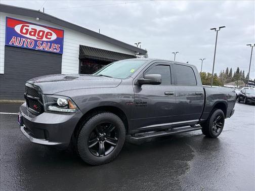 2017 RAM 1500 Night Crew Cab 4x4 5'7' Box