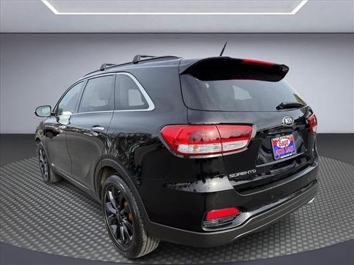 Ebony Black 2019 Kia Sorento S
