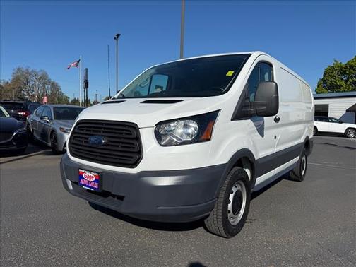 Oxford White 2018 Ford Transit-250 Base