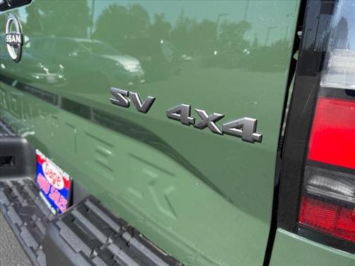 2022 Nissan Frontier SV