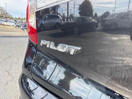 2021 Honda Pilot AWD Elite