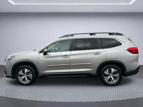 Ice Silver Metallic 2019 Subaru Ascent Premium 8-Passenger