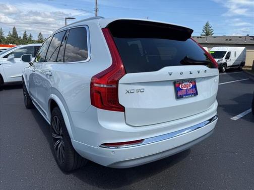2022 Volvo XC90 Recharge Plug-In Hybrid T8 Inscription 6 Passenger