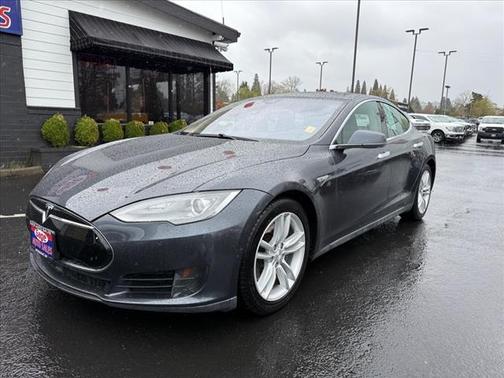 2015 Tesla Model S 85