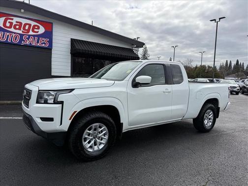 2024 Nissan Frontier SV