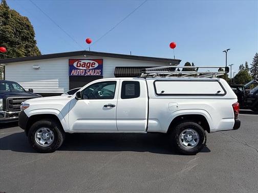 2022 Toyota Tacoma SR