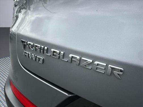Sterling Gray Metallic 2023 Chevrolet Trailblazer LS