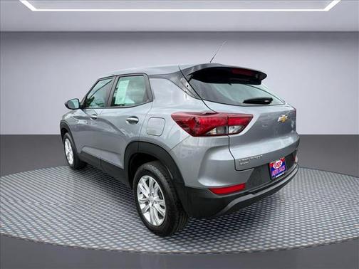 Sterling Gray Metallic 2023 Chevrolet Trailblazer LS