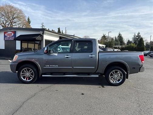 2014 Nissan Titan SL