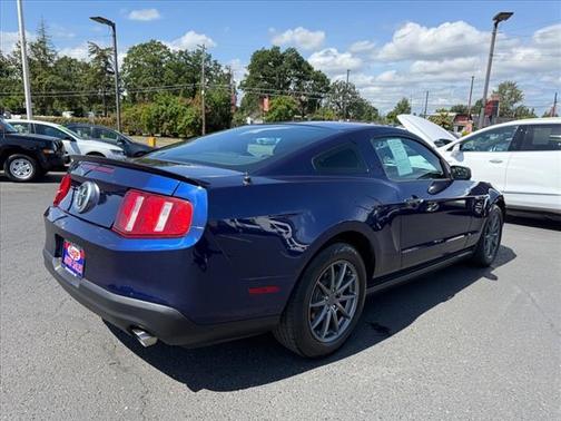 2012 Ford Mustang V6