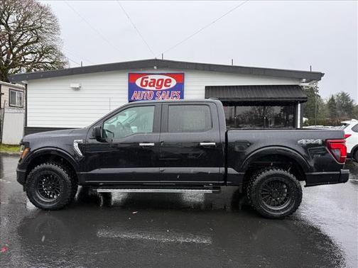 Agate Black 2025 Ford F-150 XLT