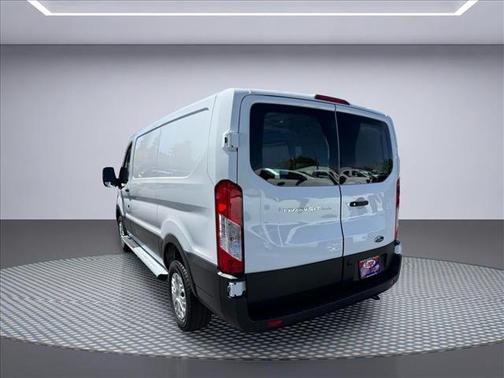 Oxford White 2025 Ford Transit-250 Base
