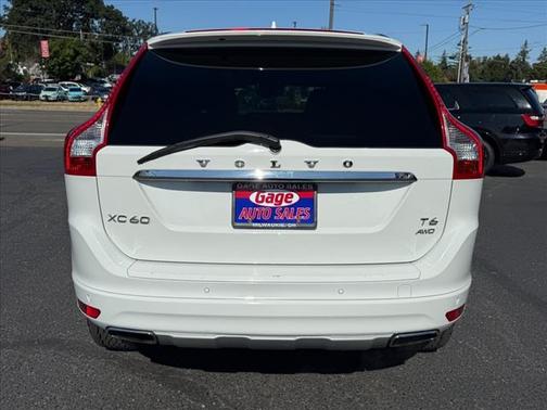 2016 Volvo XC60 T6 Drive-E